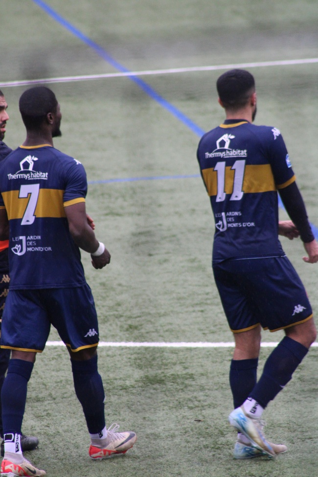 Singoura et Guechi