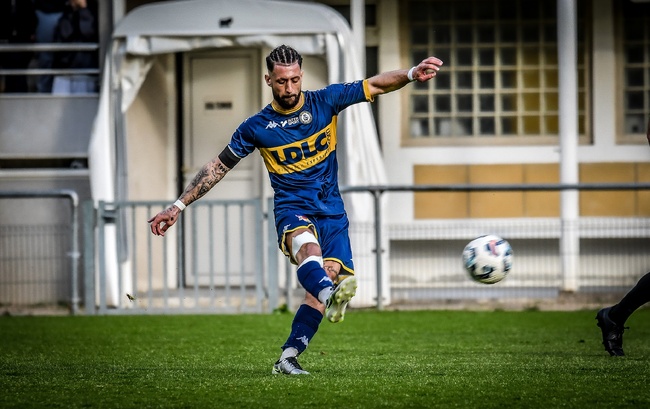 Alex ROSELLI contre La Duchère