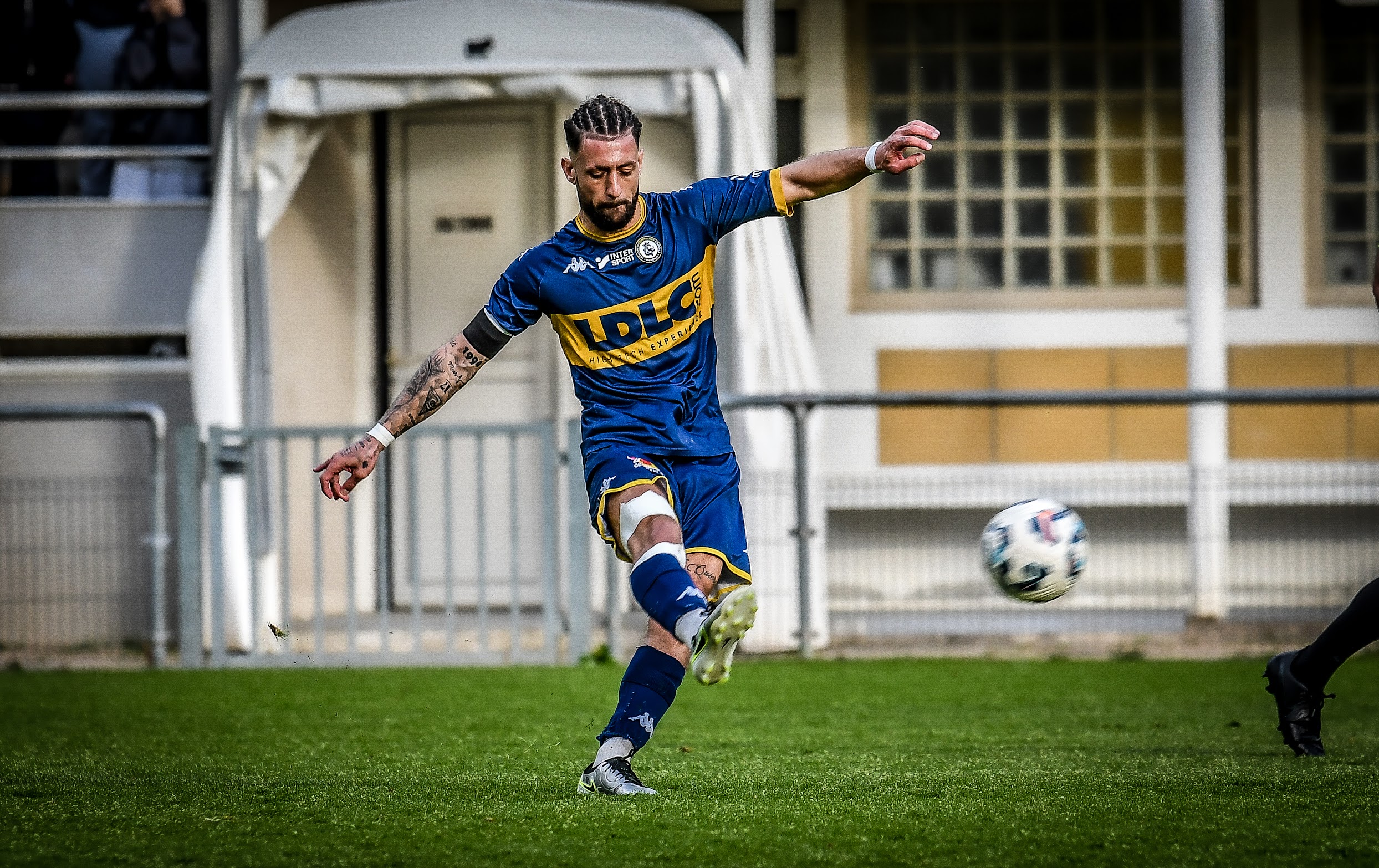 Alex ROSELLI contre La Duchère
